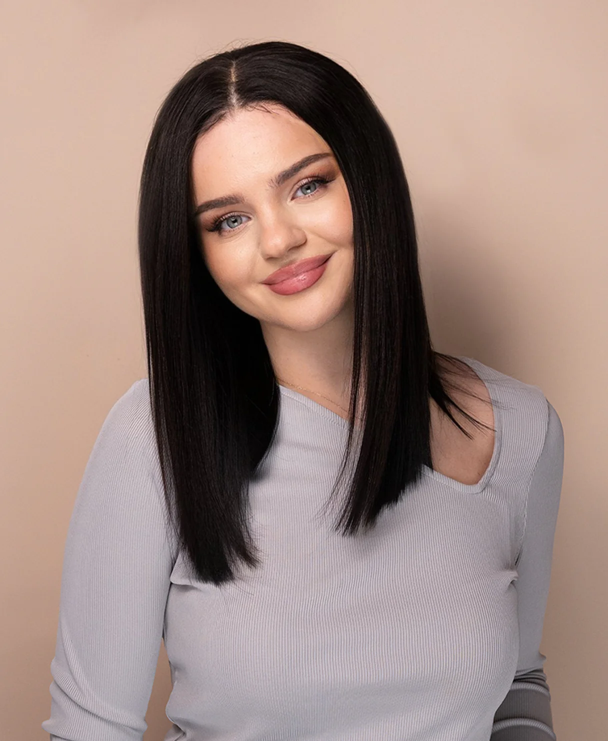 put on & go pre-cut lace long bob human wig - 14" natural black. - Image 4