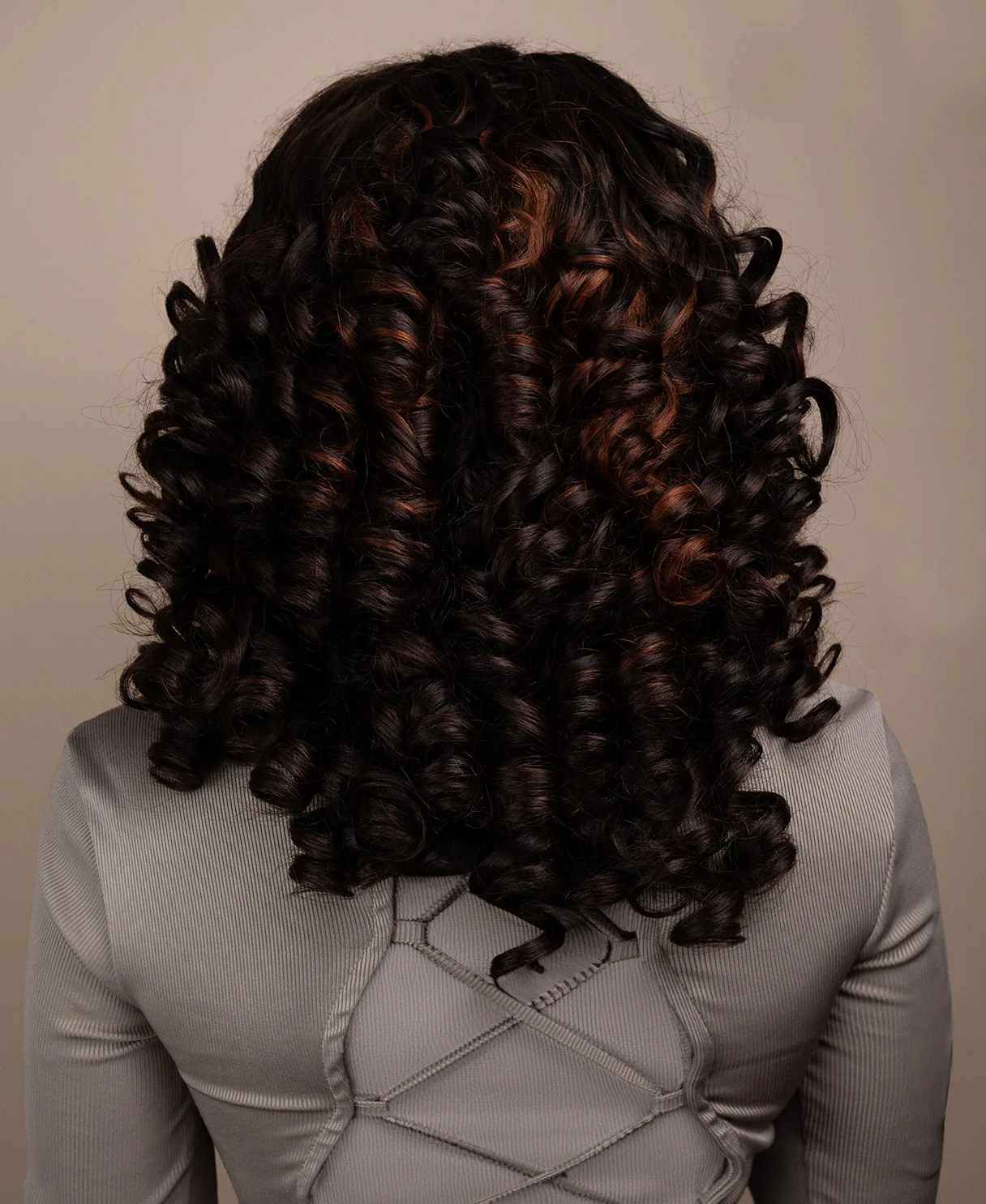 4x4 lace front human wig - 18" 3a curly brown highlights. - Image 2