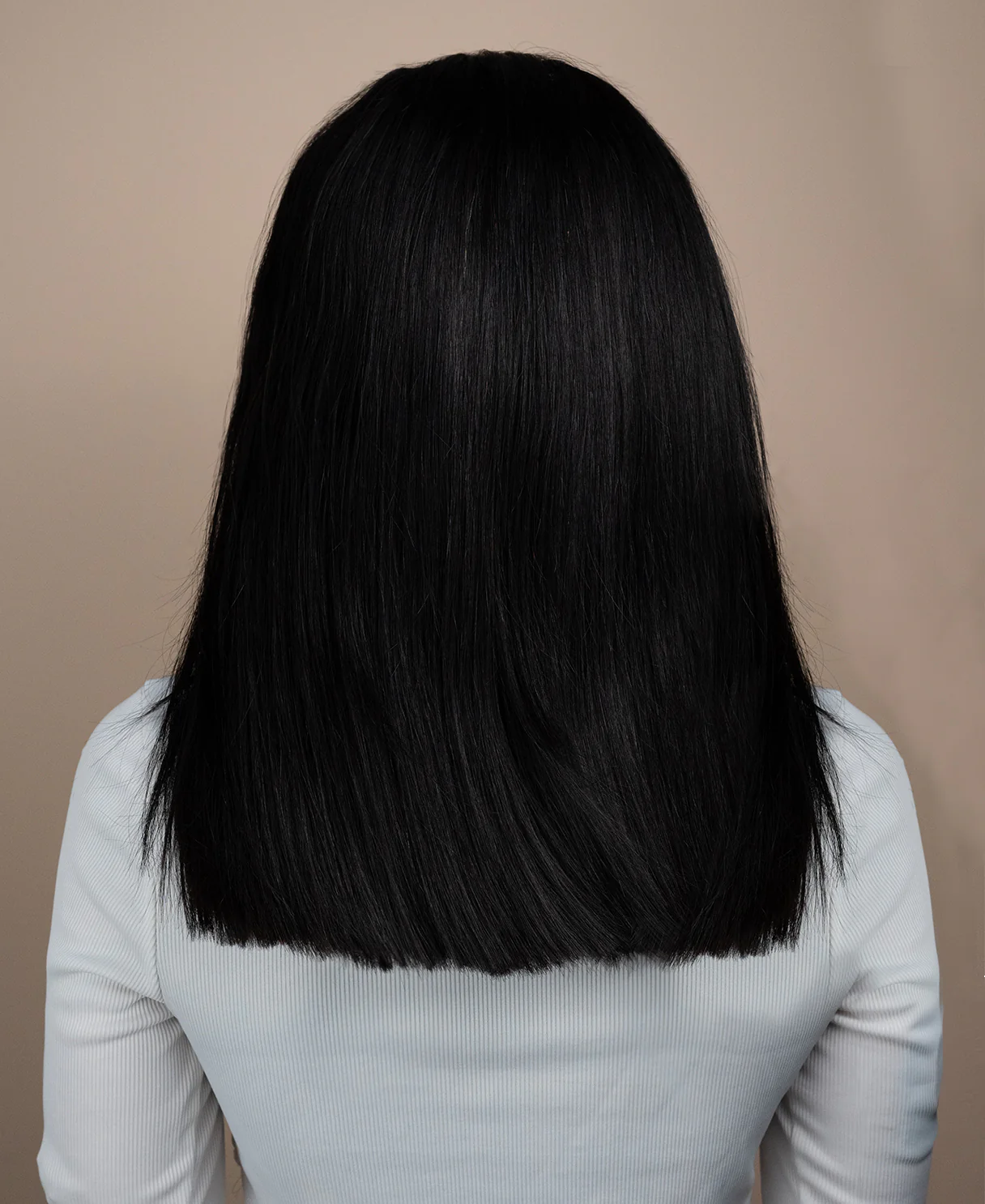 5x5 lace front blunt cut wig - 14" natural black. - Image 2