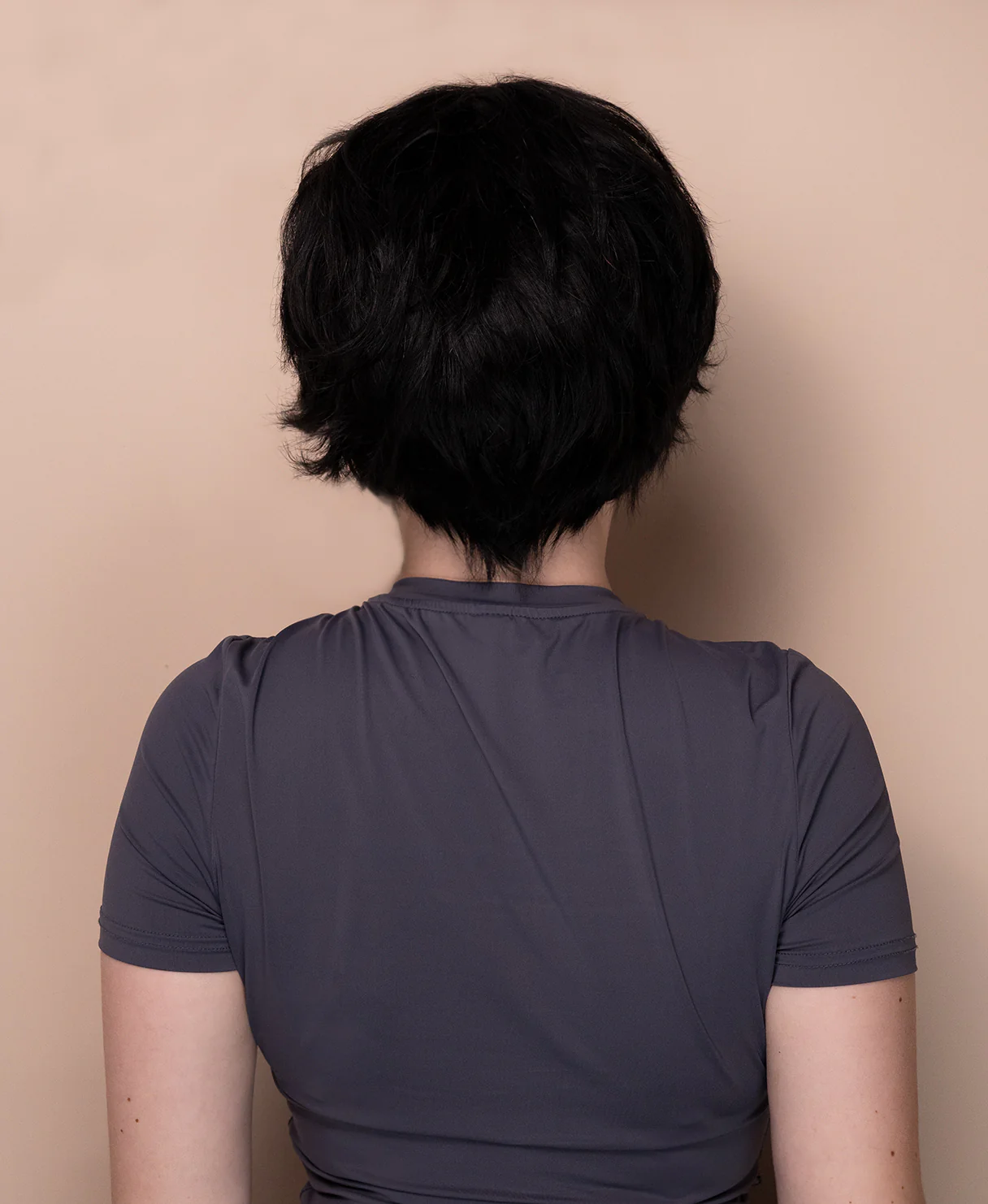 layered lace front human wig - 8" natural black. - Image 2