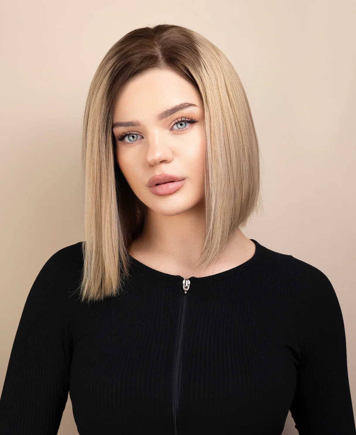 bob human wig - 10" rooted dirty blonde. - Image 5