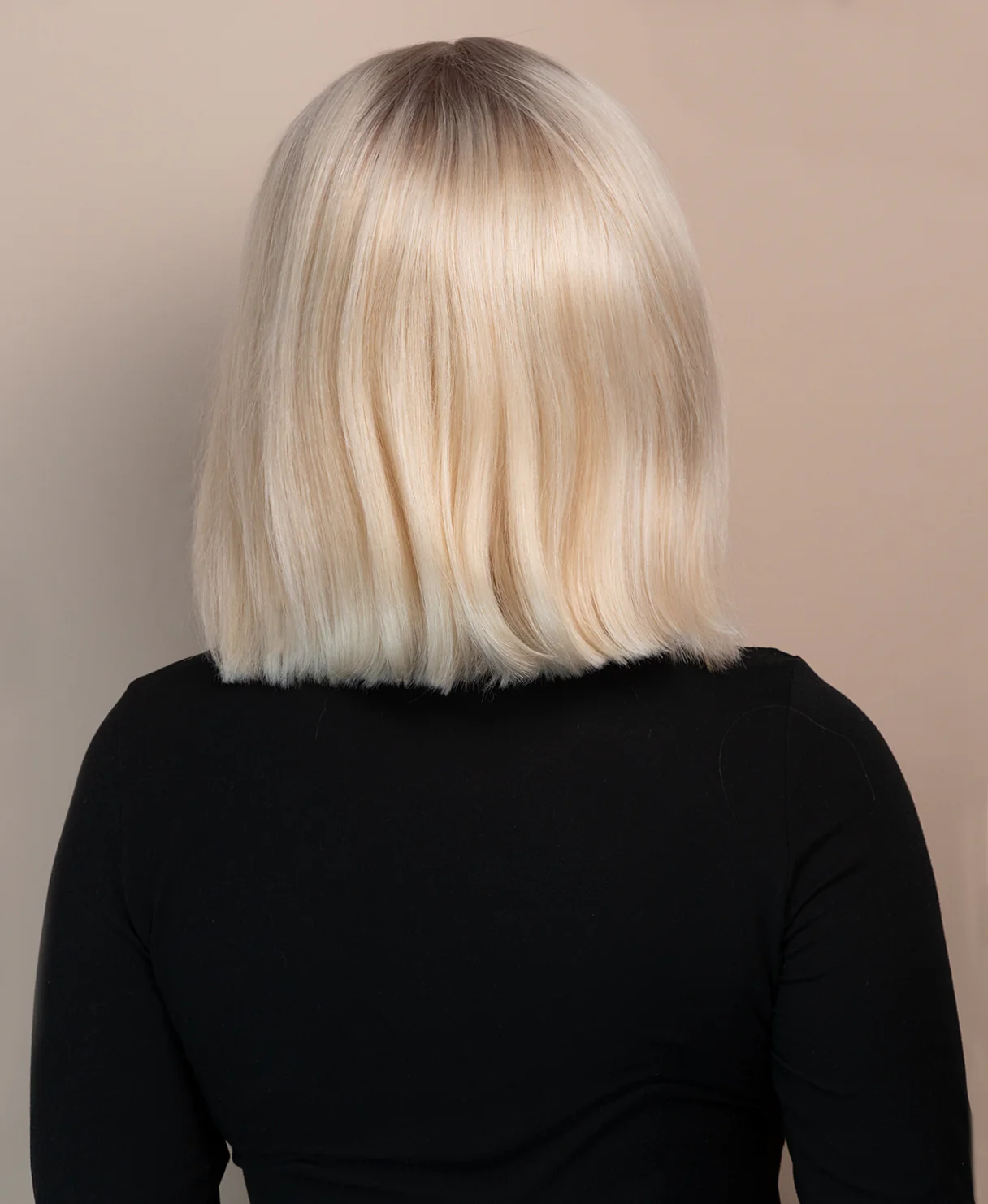 bob wig 12" - rooted platinum blonde. - Image 2