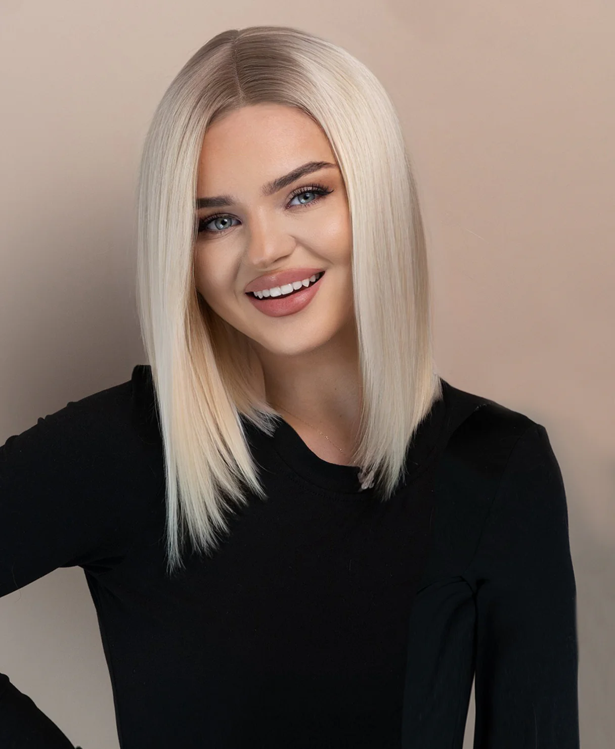 bob wig 12" - rooted platinum blonde. - Image 3