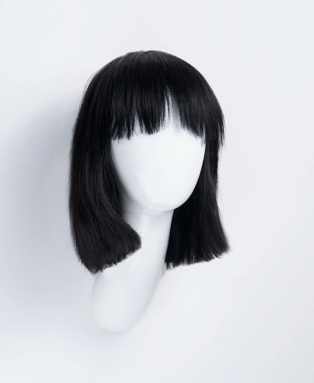bob wig with fringe - 10" jet black. - Image 4