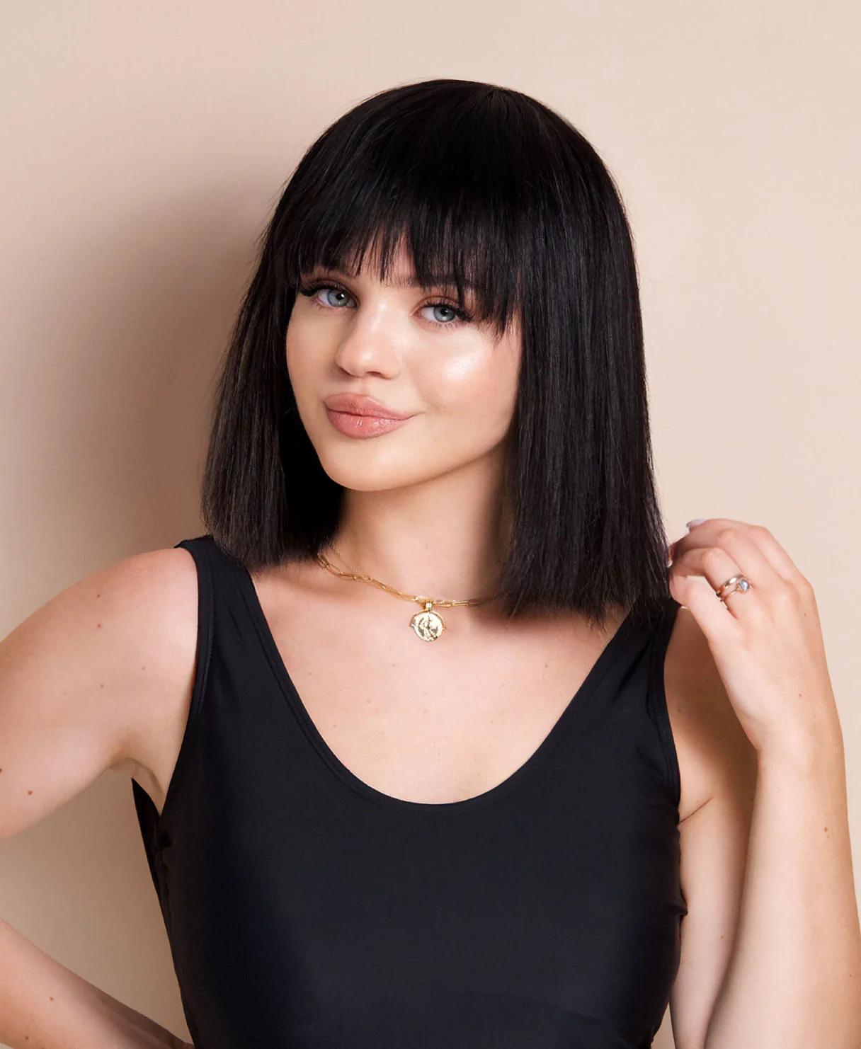 bob wig with fringe - 10" jet black. - Image 7