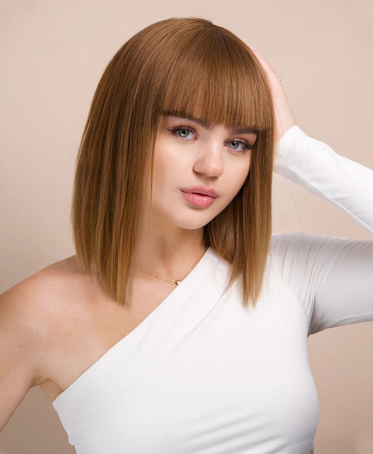 bob wig with fringe - 10" light brown. - Image 3