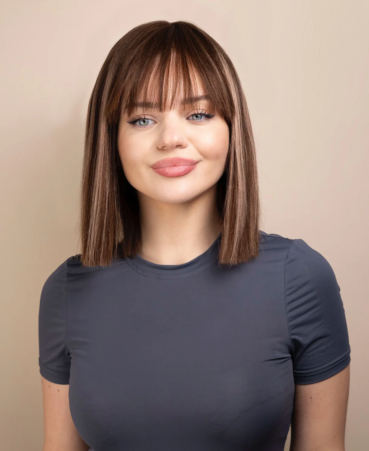 bob wig with fringe - 12" highlighted ash brown.