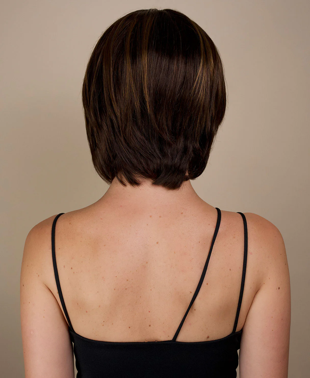 bob with side bangs - 10" brown highlights. - Image 2