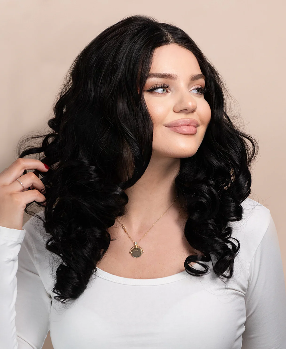 bouncy curls human wig - 18" natural black. - Image 2