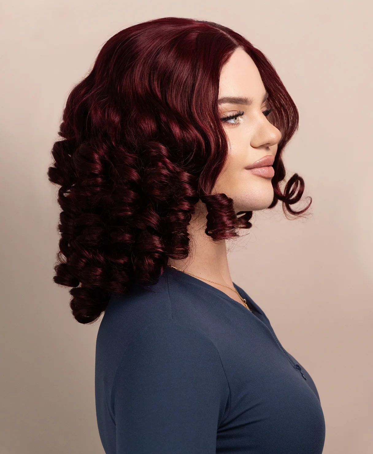 bouncy curls human wig - 14" dark red. - Image 4