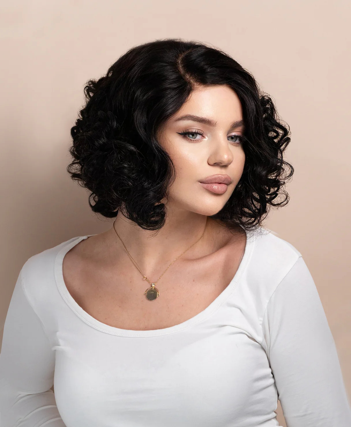 curly bob human wig - 12" natural black. - Image 2