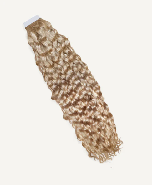curly tape-in hair extensions honey blonde. - Image 3