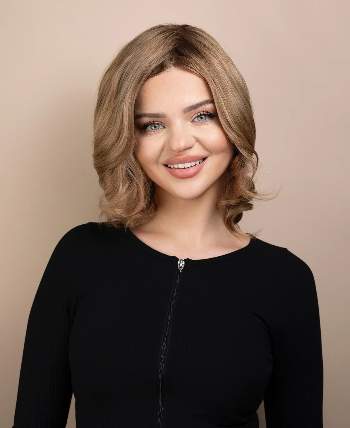 european virgin hair wig - 10" ash blonde.