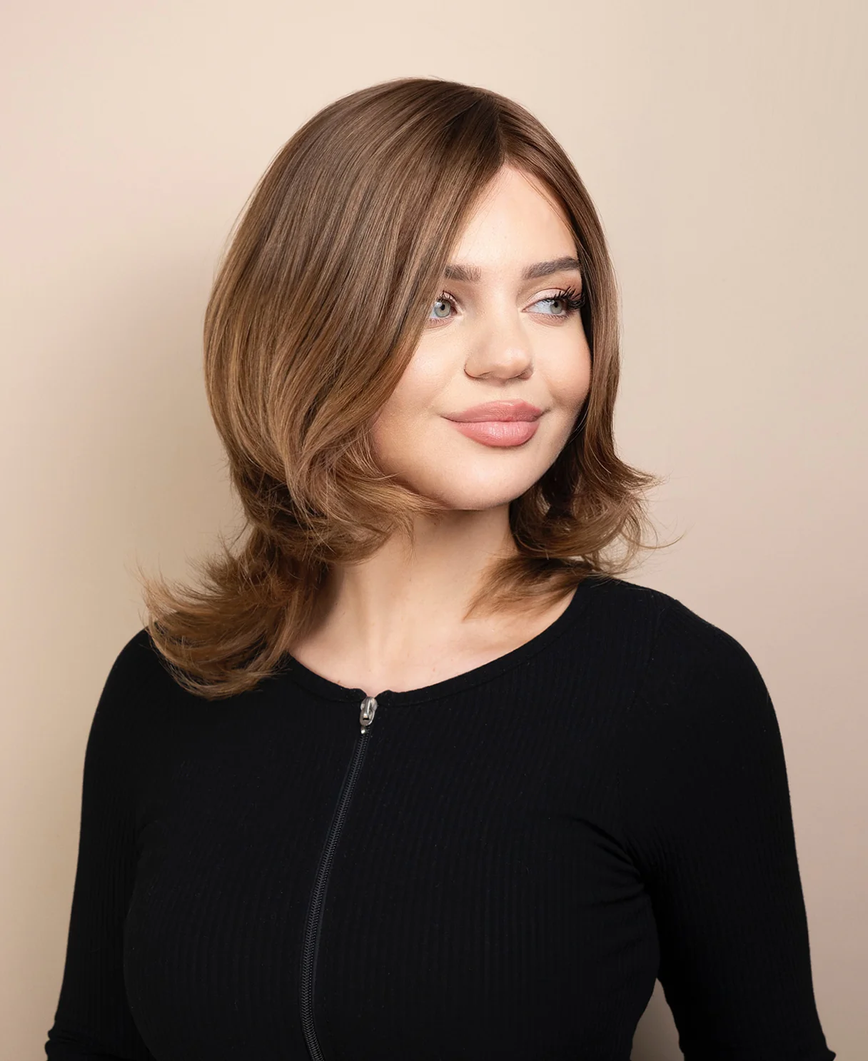 european virgin hair wig - 10" ash brown. - Image 4