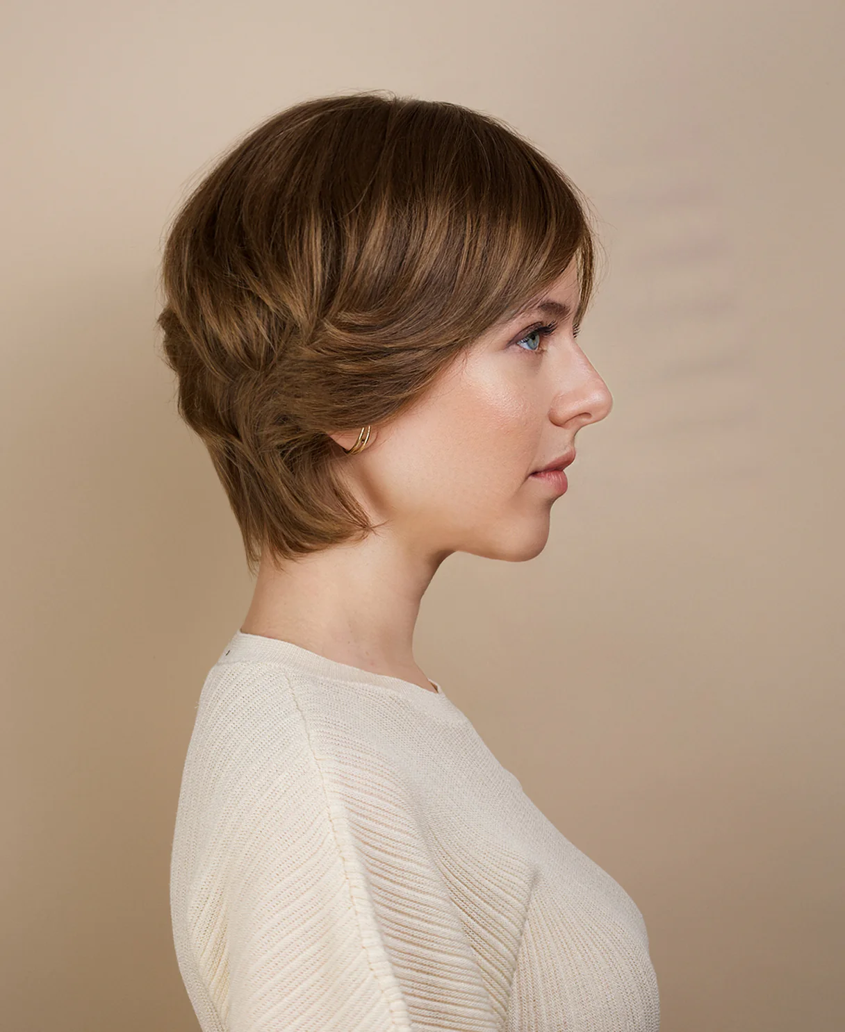 european virgin hair wig - 6" dark blonde. - Image 5