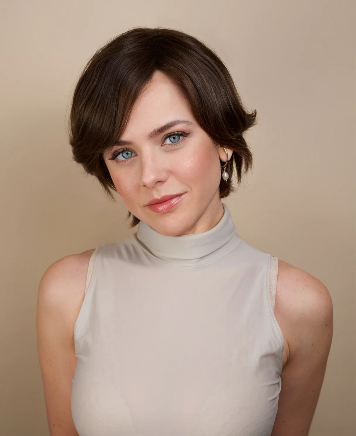 european virgin hair wig - 6" medium brown. - Image 3