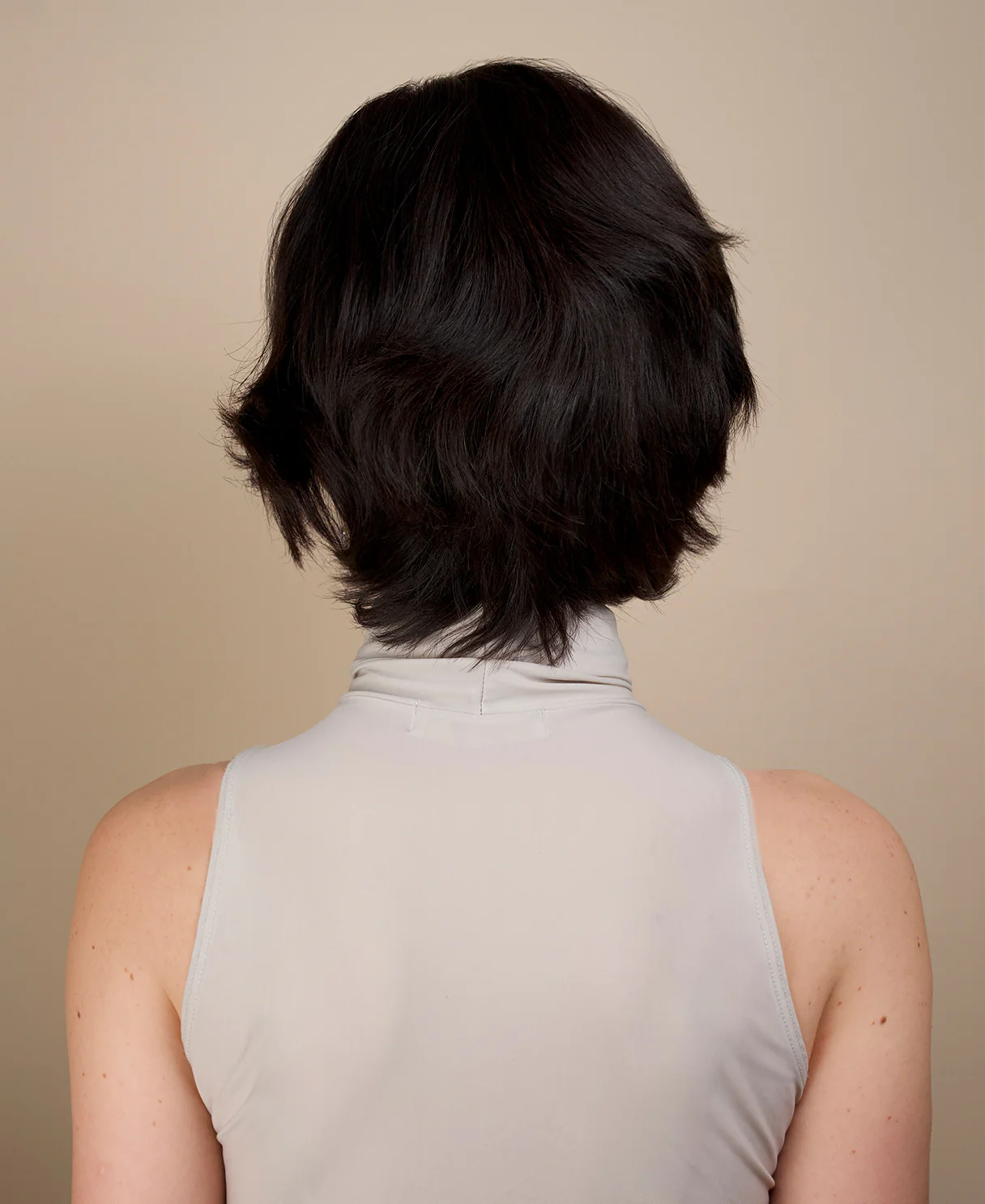 european virgin hair wig - 6" natural black. - Image 5