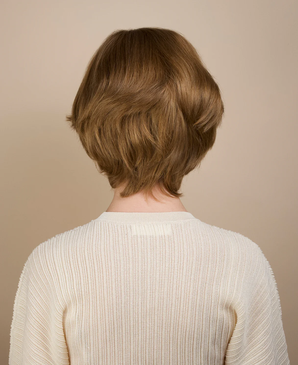 european virgin hair wig - 6" warm blonde. - Image 2