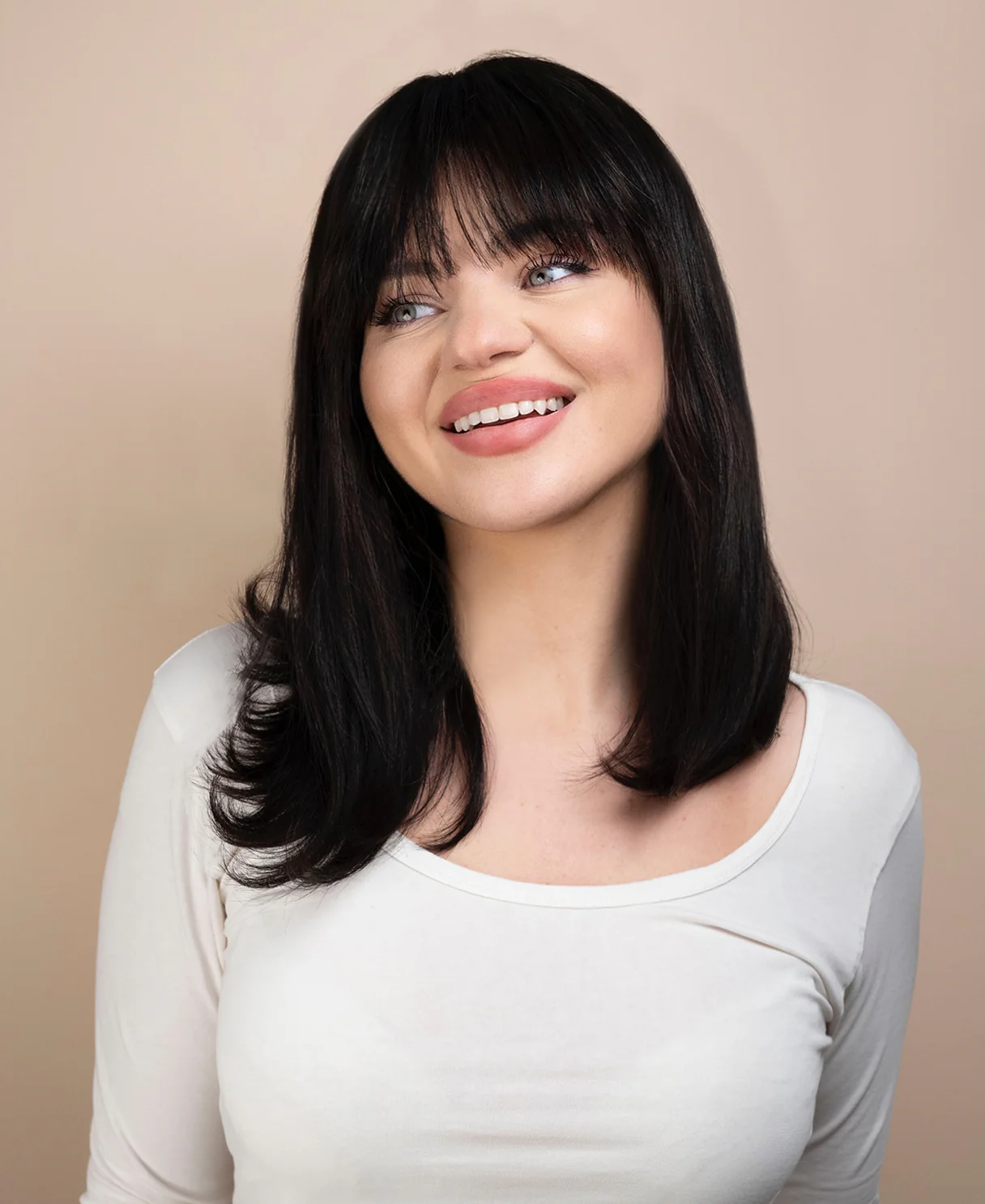 flipped ends blowout with fringe human wig - 14" espresso black. - Image 2