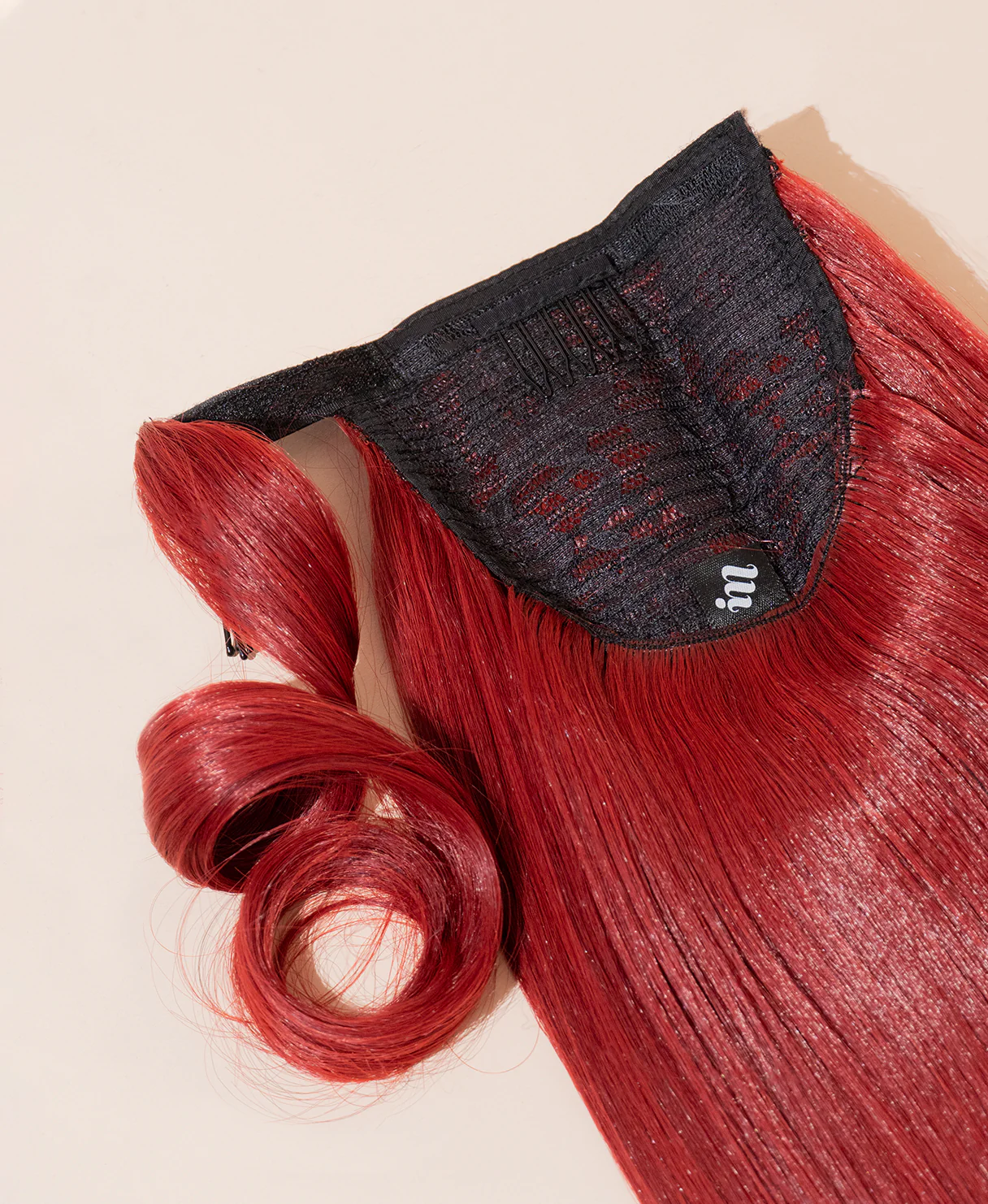 vegan fiber flipped ends ponytail - ruby 17". - Image 3