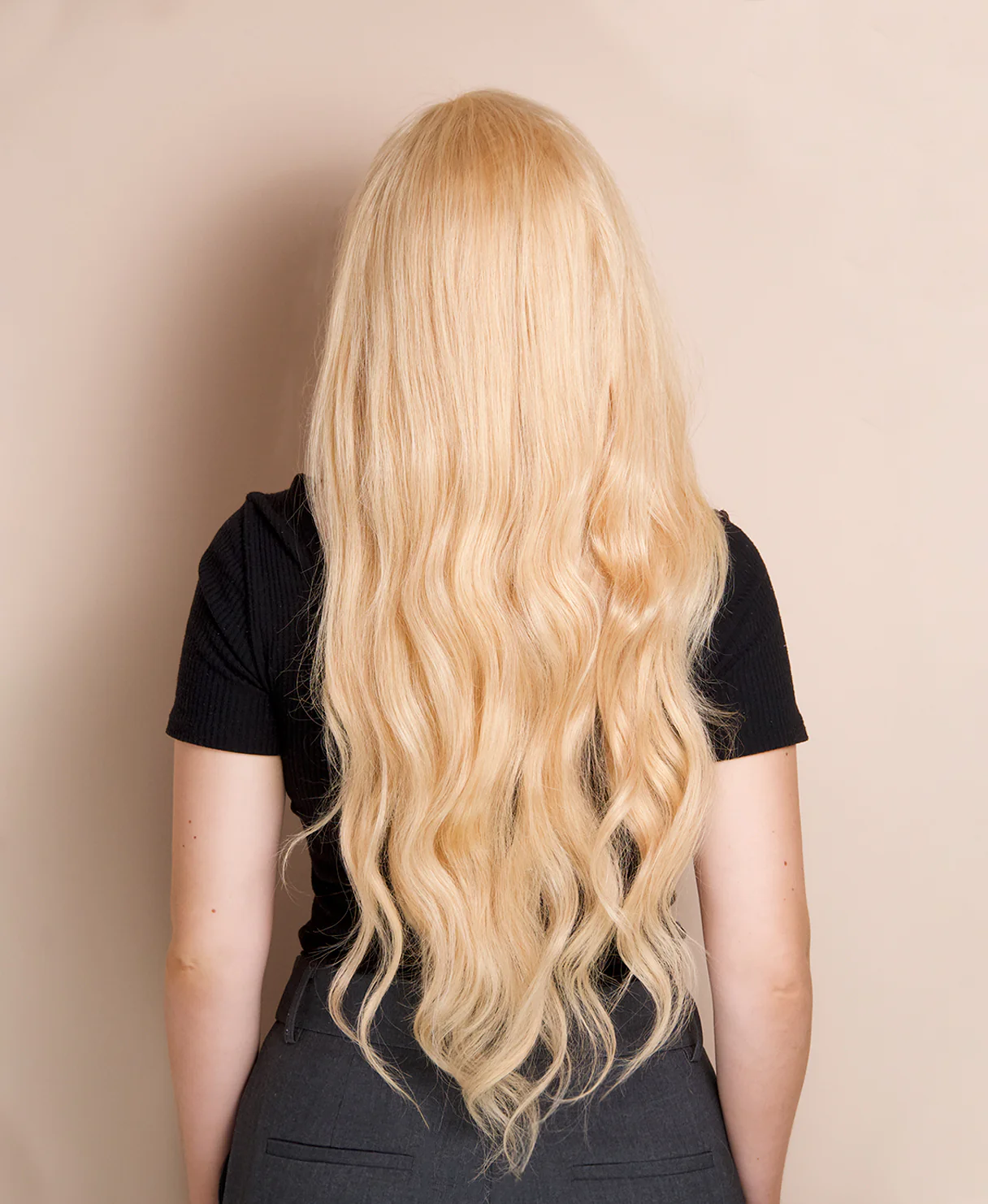 lace front human wig - 24" honey blonde. - Image 8