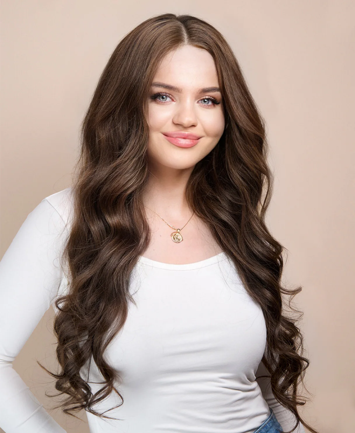 lace front human wig - 24" medium brown. - Image 2