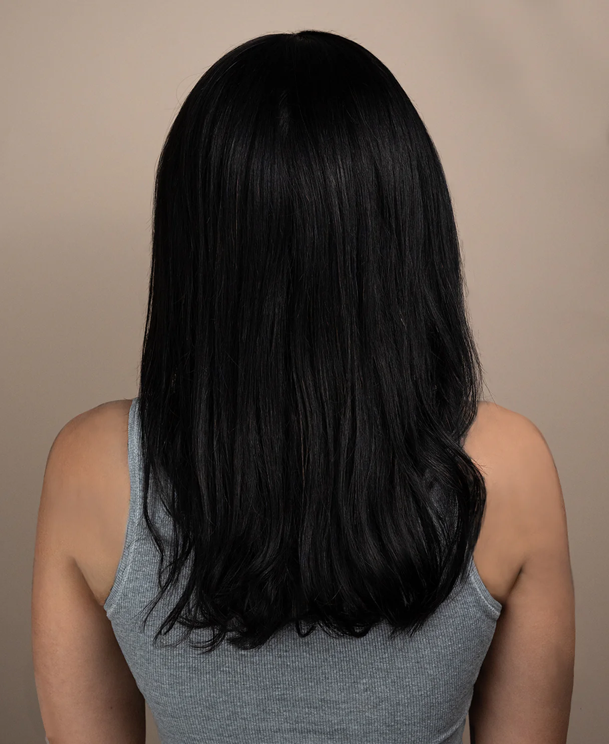 lace front wavy human wig - 18" natural black. - Image 2