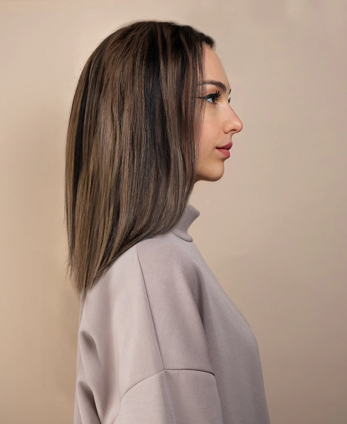 full lace human wig - 12" dark highlights. - Image 2