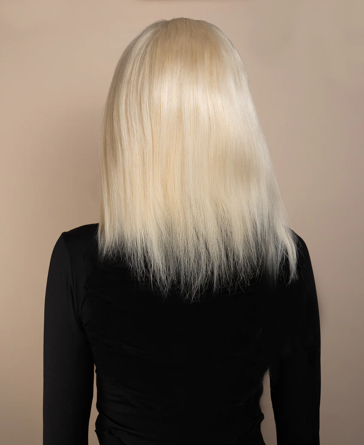 full lace human wig - 12" platinum blonde. - Image 2