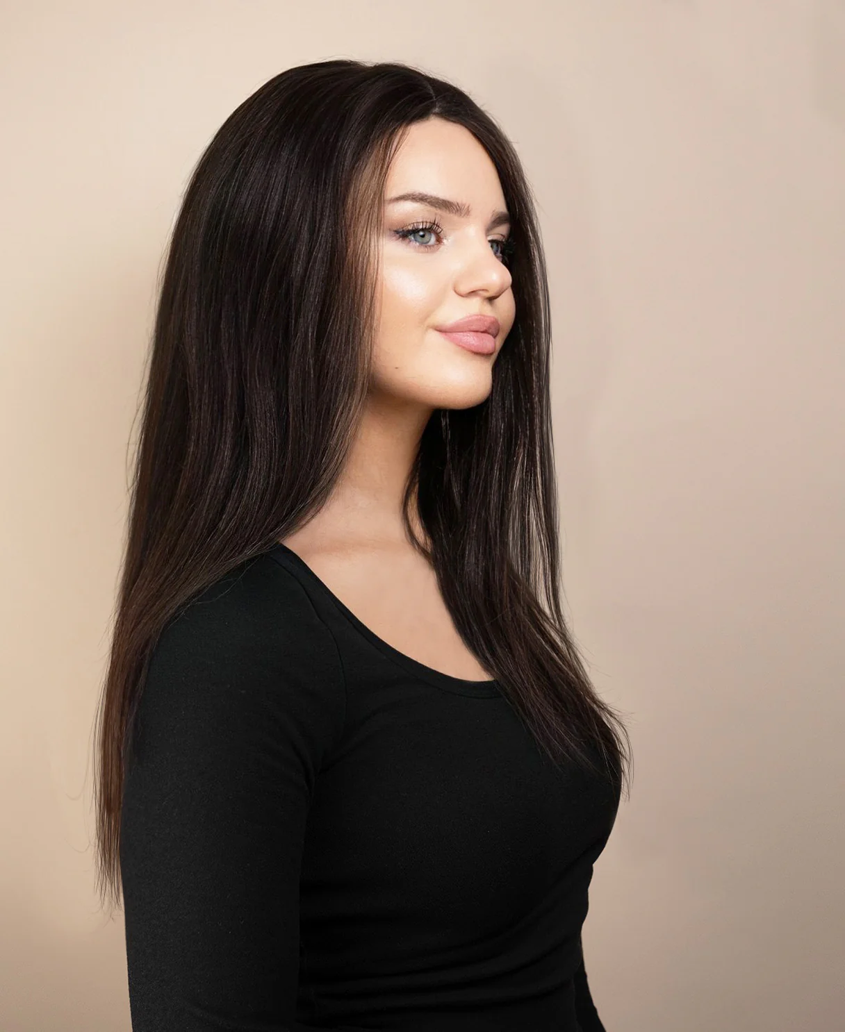 full lace human wig - 18" chocolate brown. - Image 3