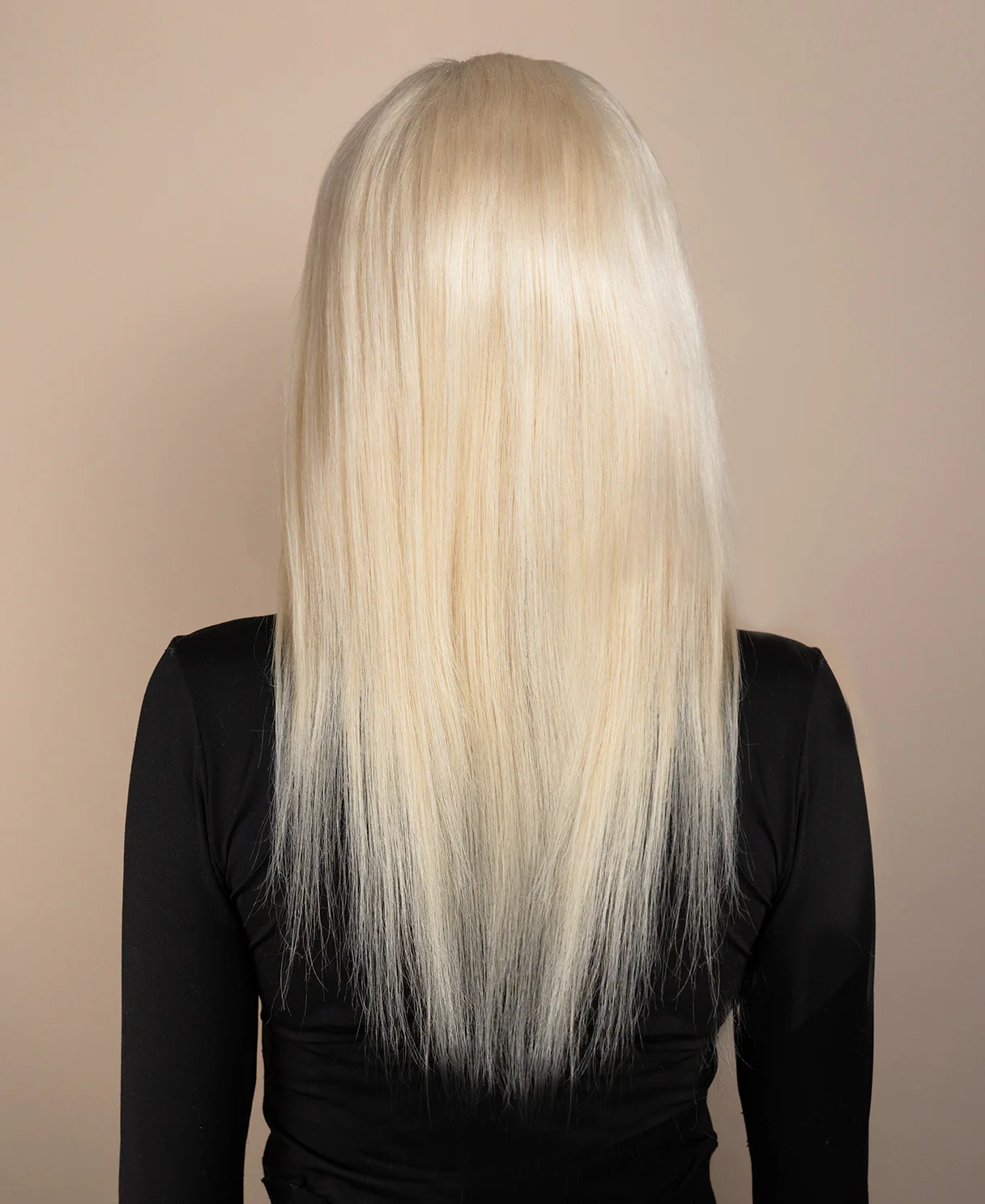 full lace human wig - 20" platinum blonde. - Image 3