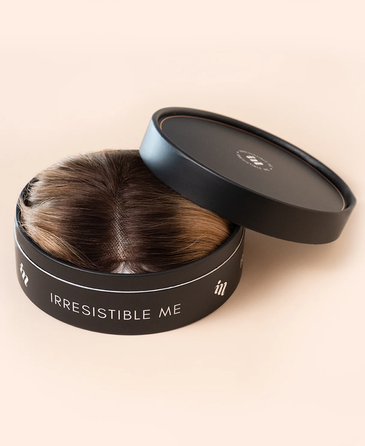 hair topper 12" rooted honey blonde. - Image 6