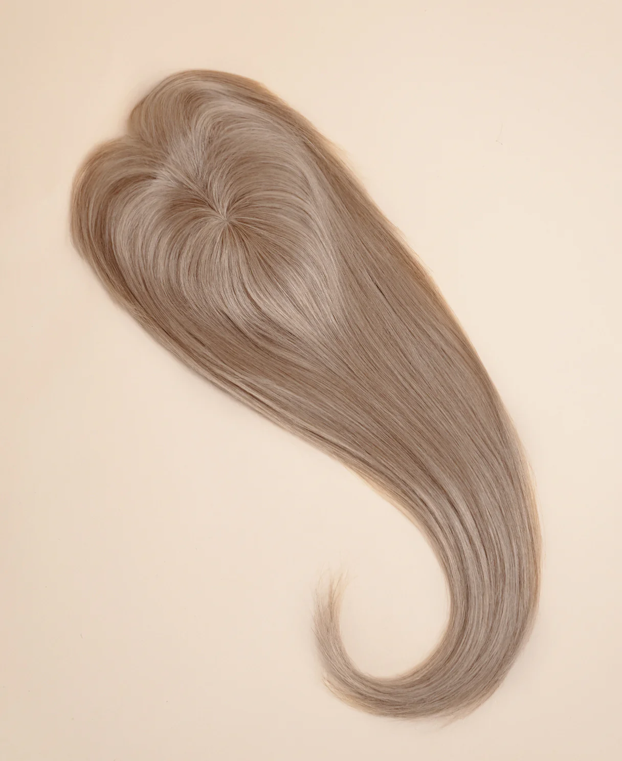 hair topper with bangs 12" ash blonde. - Image 3