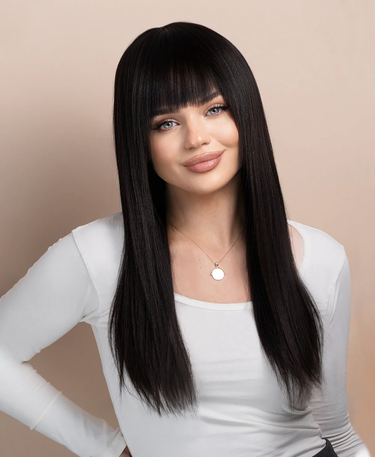 human hair wig with fringe - 20" black. - Image 2