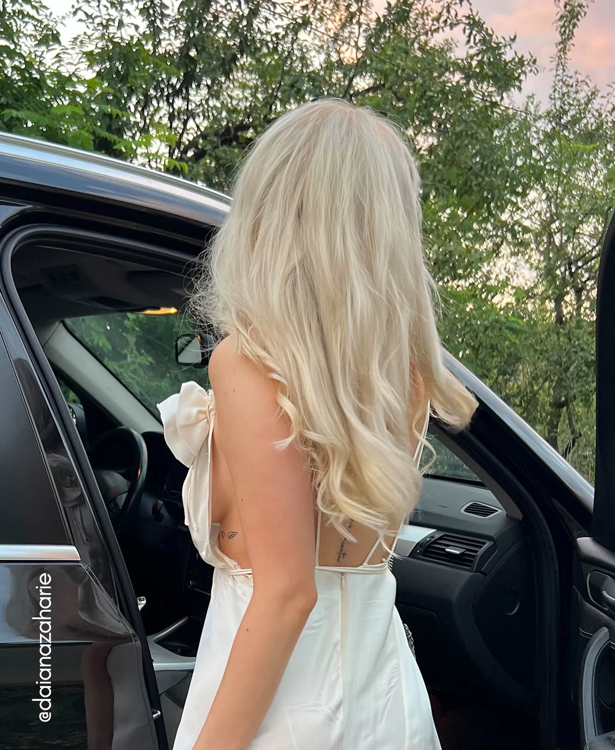 invisible clip-in hair extensions platinum blonde. - Image 9