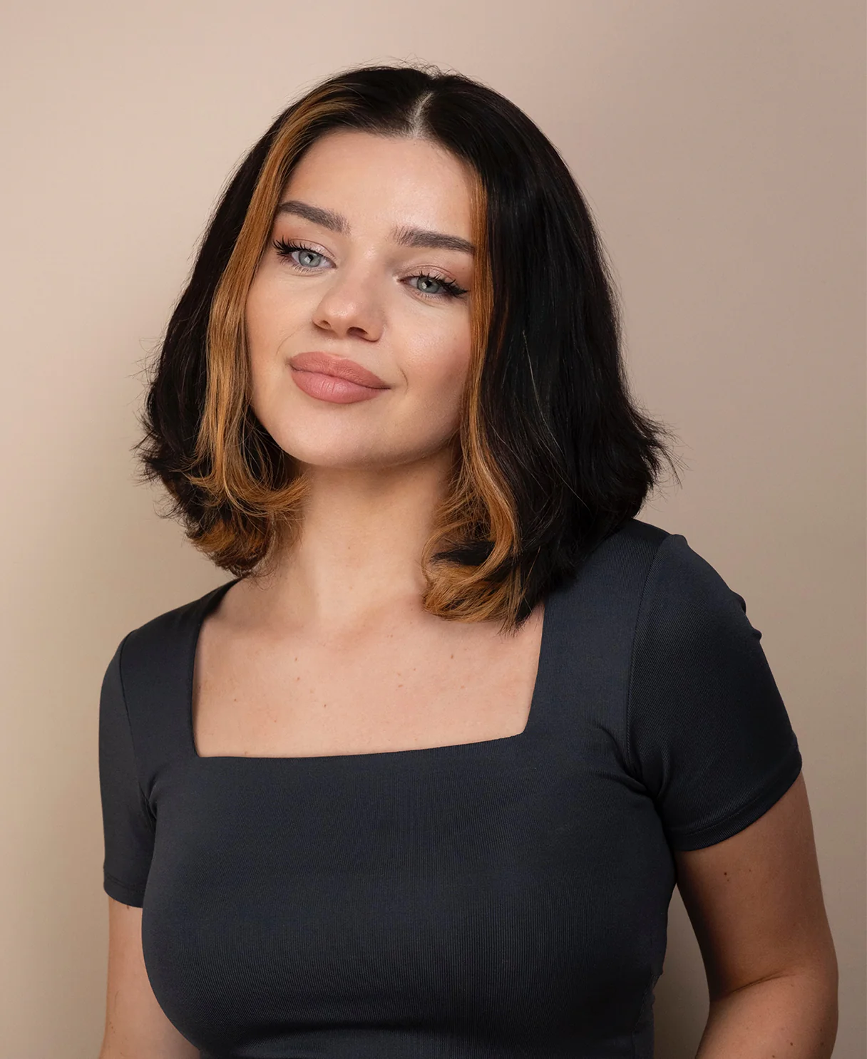lace front bob human wig - 12" dark moneypiece. - Image 8
