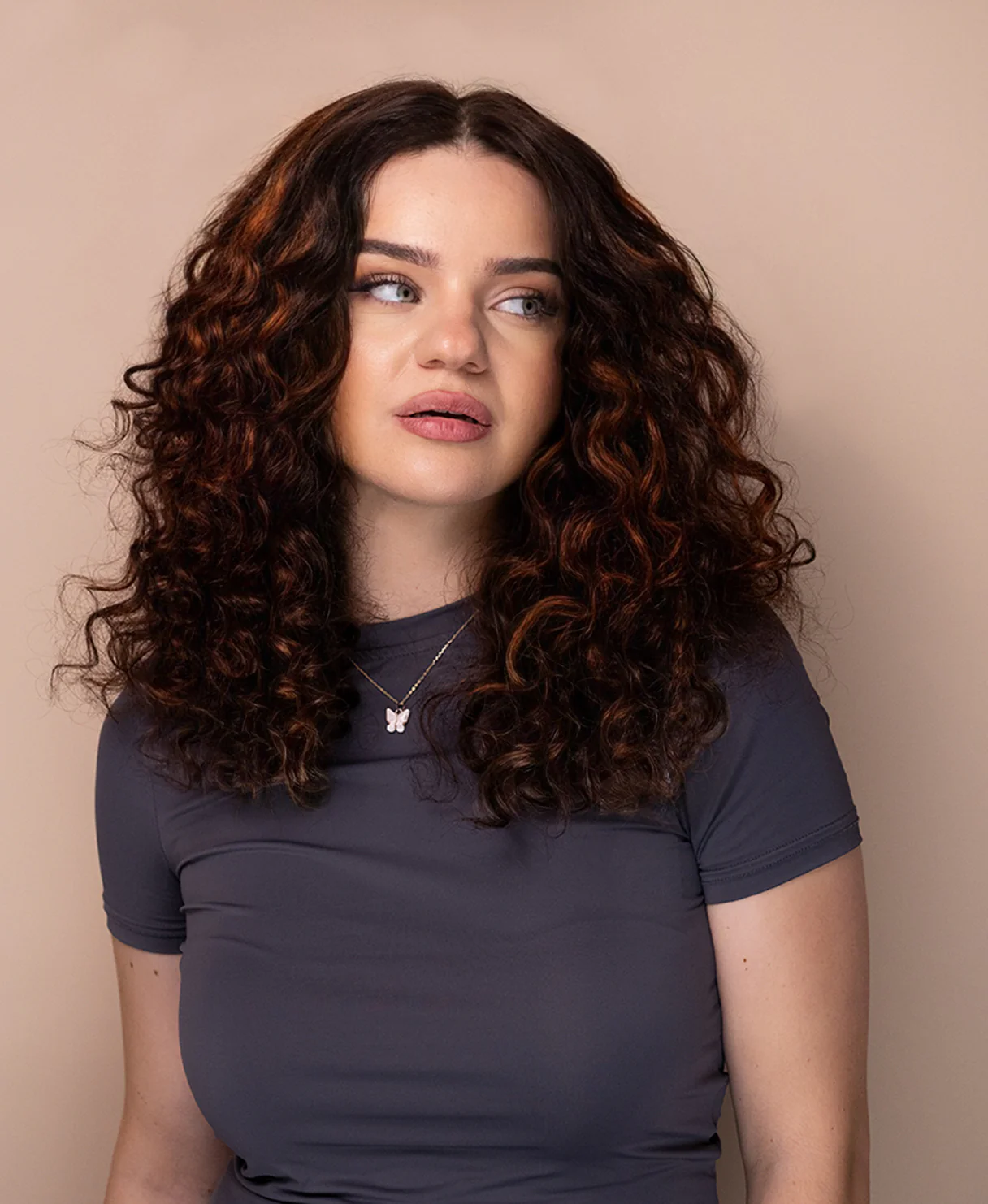 lace front human wig - 16" curly brown with highlights. - Image 5