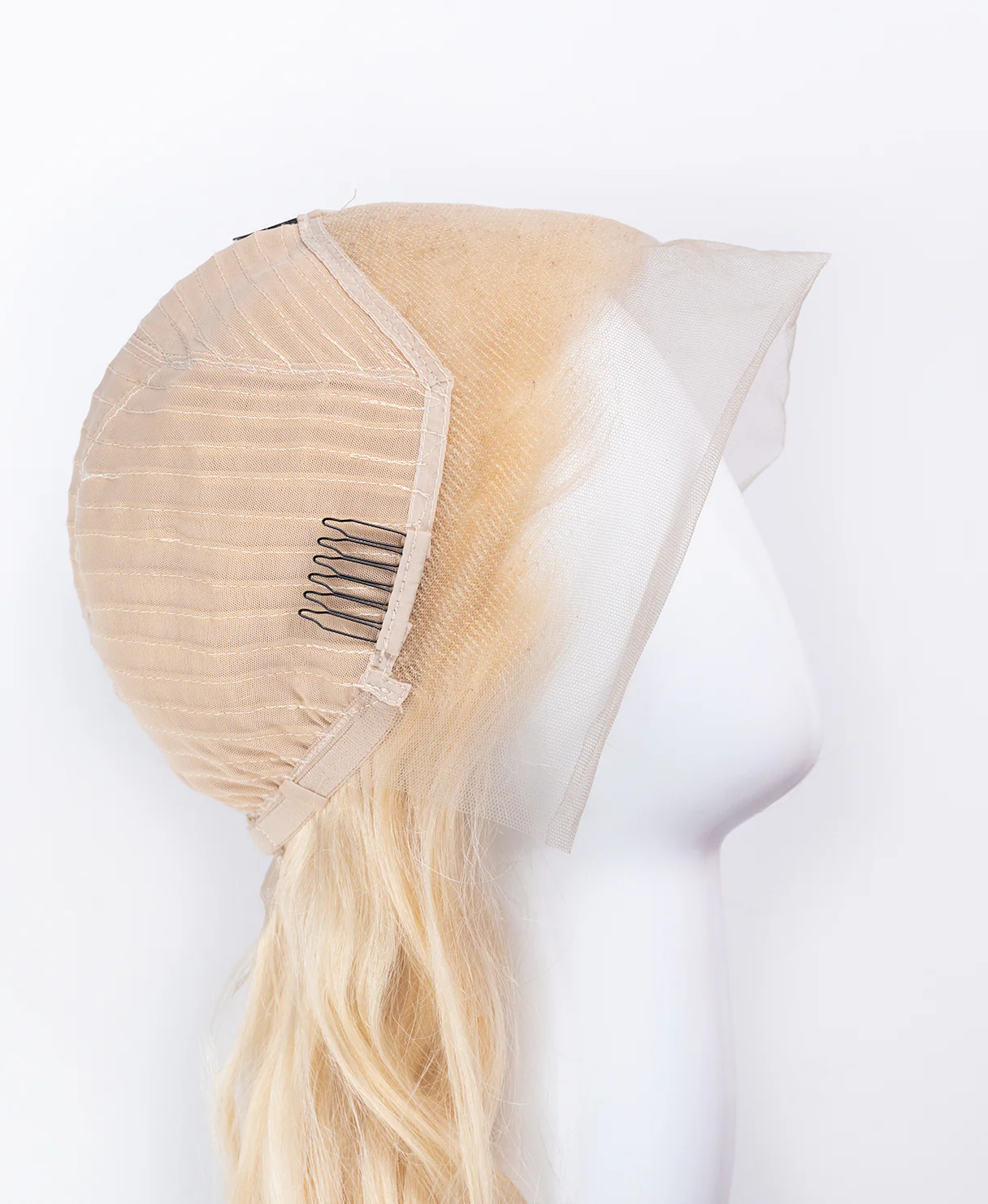 lace front human wig - 18" platinum blonde. - Image 5