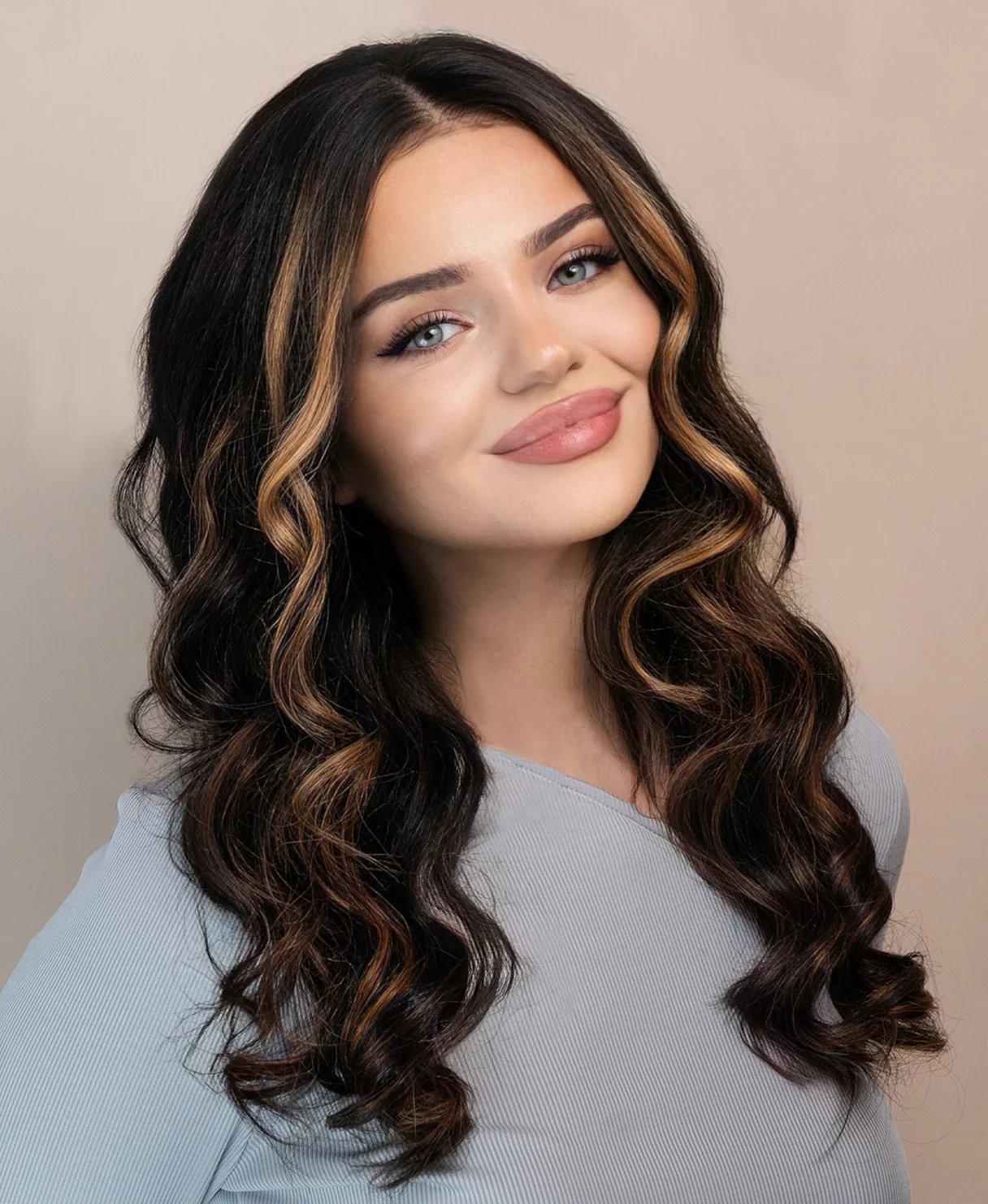 lace front human wig - 20" blonde moneypiece with balayage. - Image 3