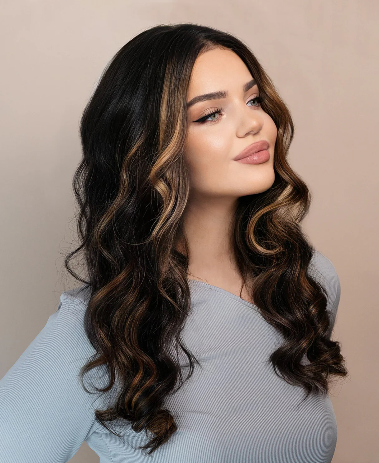 lace front human wig - 20" blonde moneypiece with balayage. - Image 4