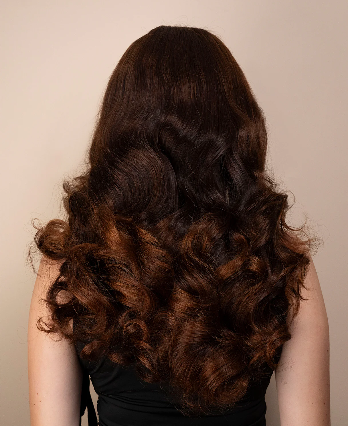 lace front human wig with bouncy curls - 18" dimensional brown. - Image 2