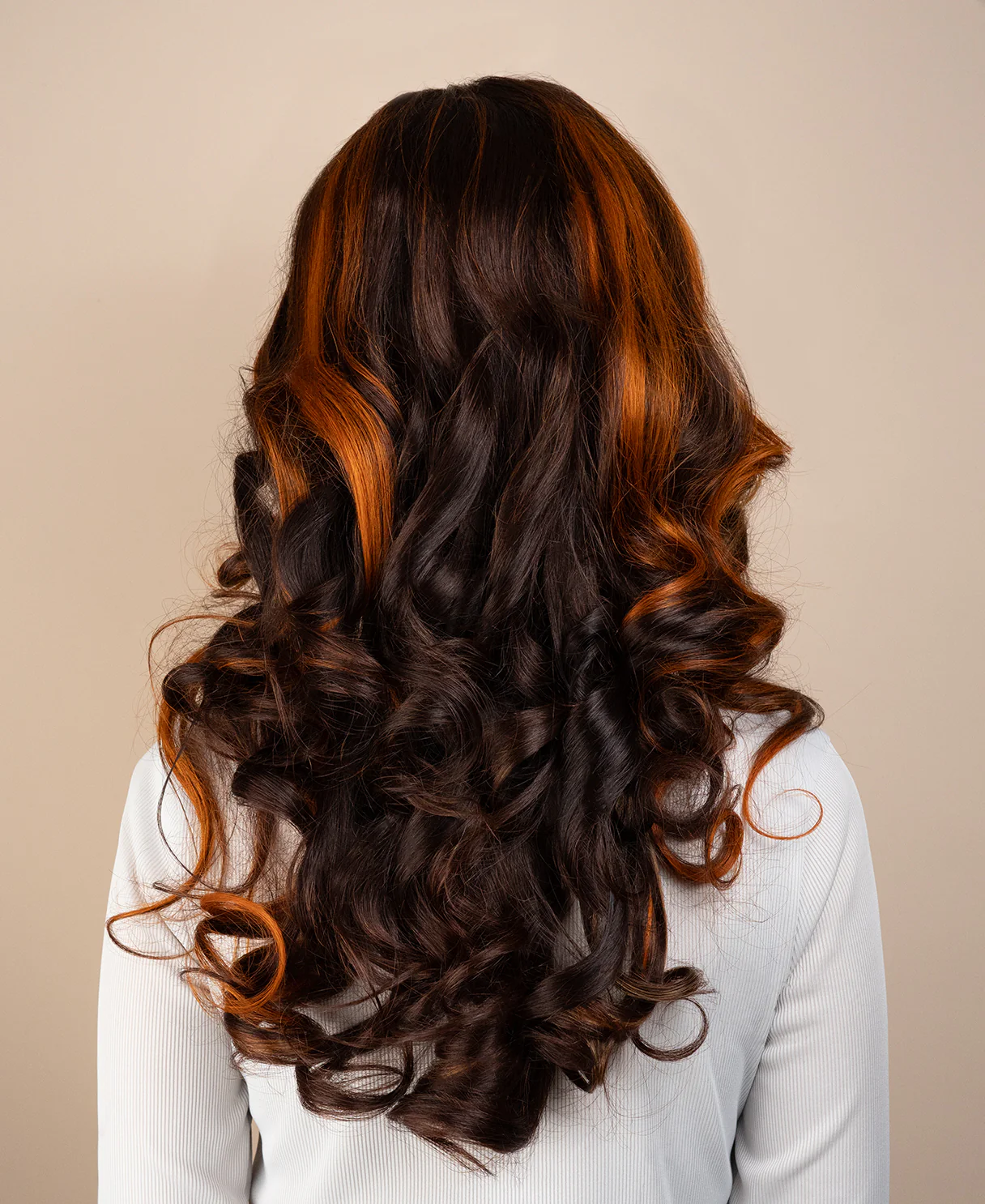 lace front wavy human wig - 18" copper highlights. - Image 2