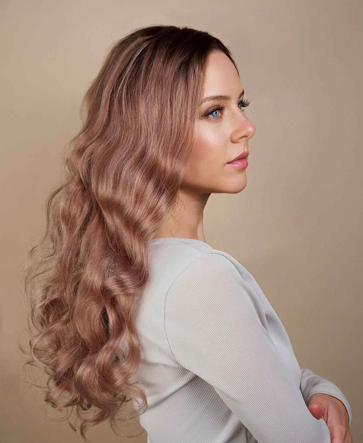lace front wavy human wig - 22" rooted rosé. - Image 5