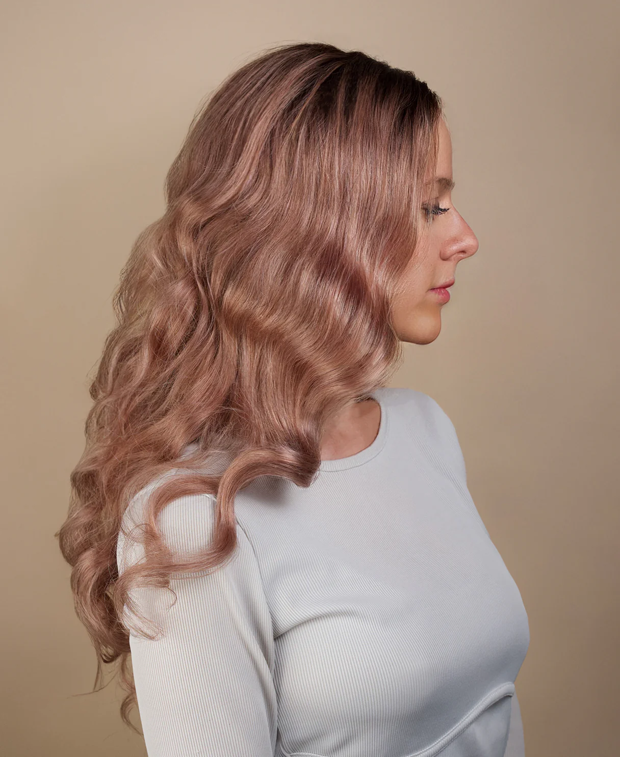 lace front wavy human wig - 22" rooted rosé. - Image 6