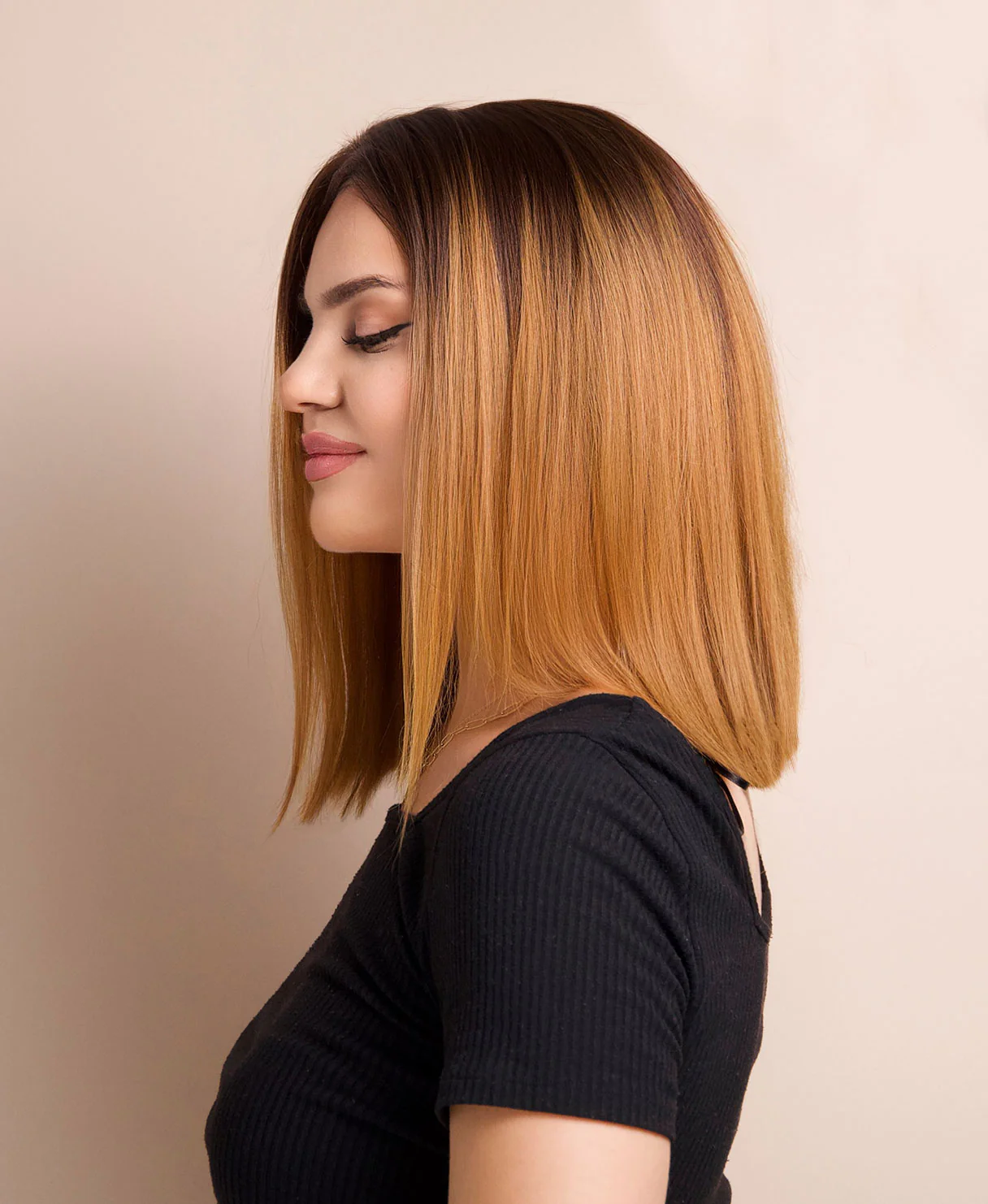 long bob human wig - 12" rooted brown. - Image 7
