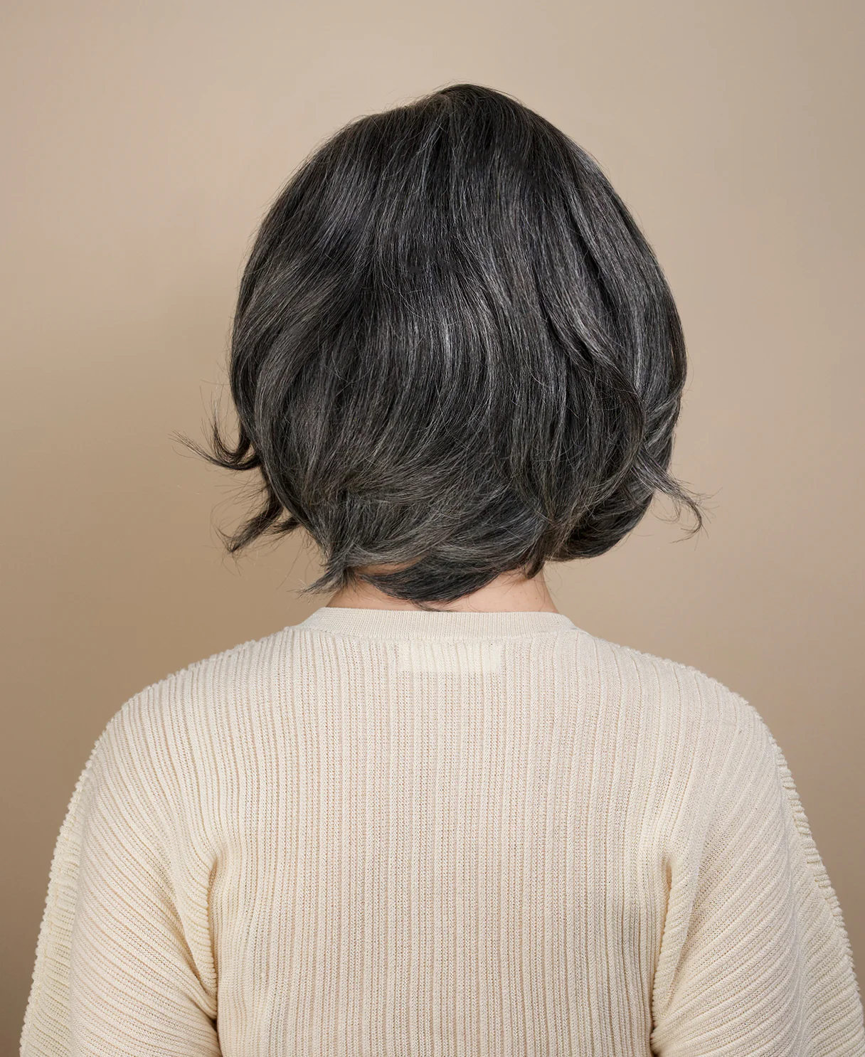 long bob with side part human wig - 10" salt and pepper. - Image 2