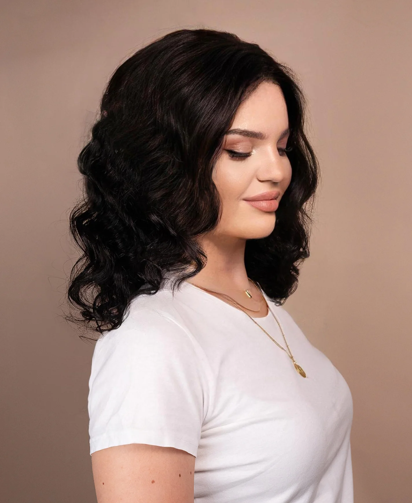 put on & go pre-cut lace curly human wig - 14" natural black. - Image 4