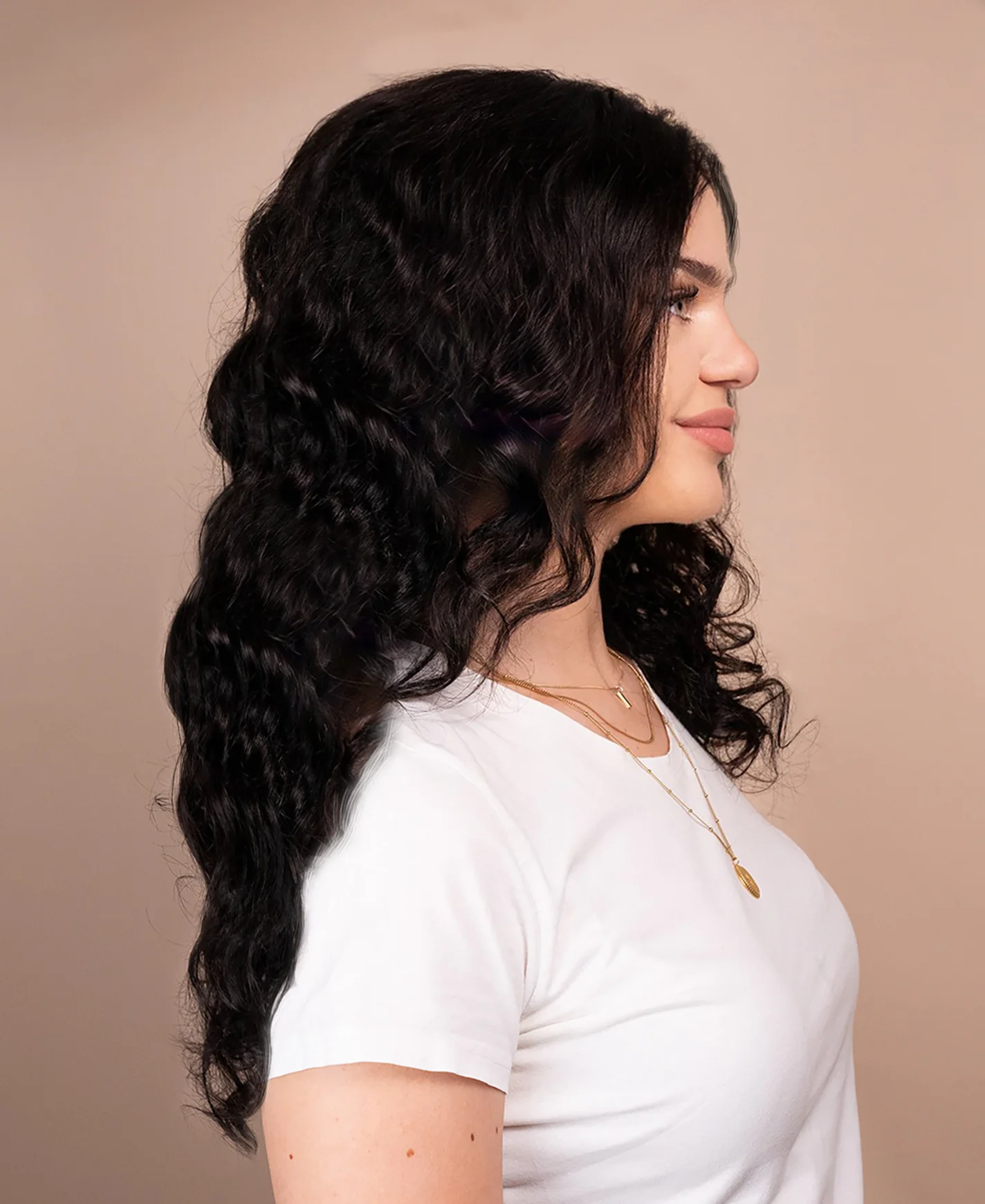 put on & go pre-cut lace curly human wig - 24" natural black. - Image 4
