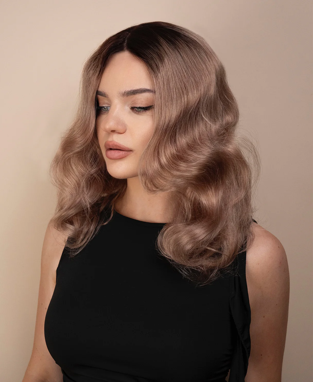 soft curls front lace wig - 14" rooted champagne blonde. - Image 6