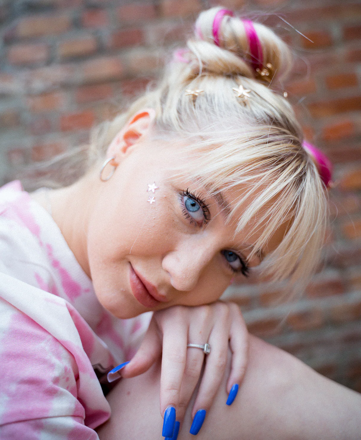 star shaped hair clips. - Image 3